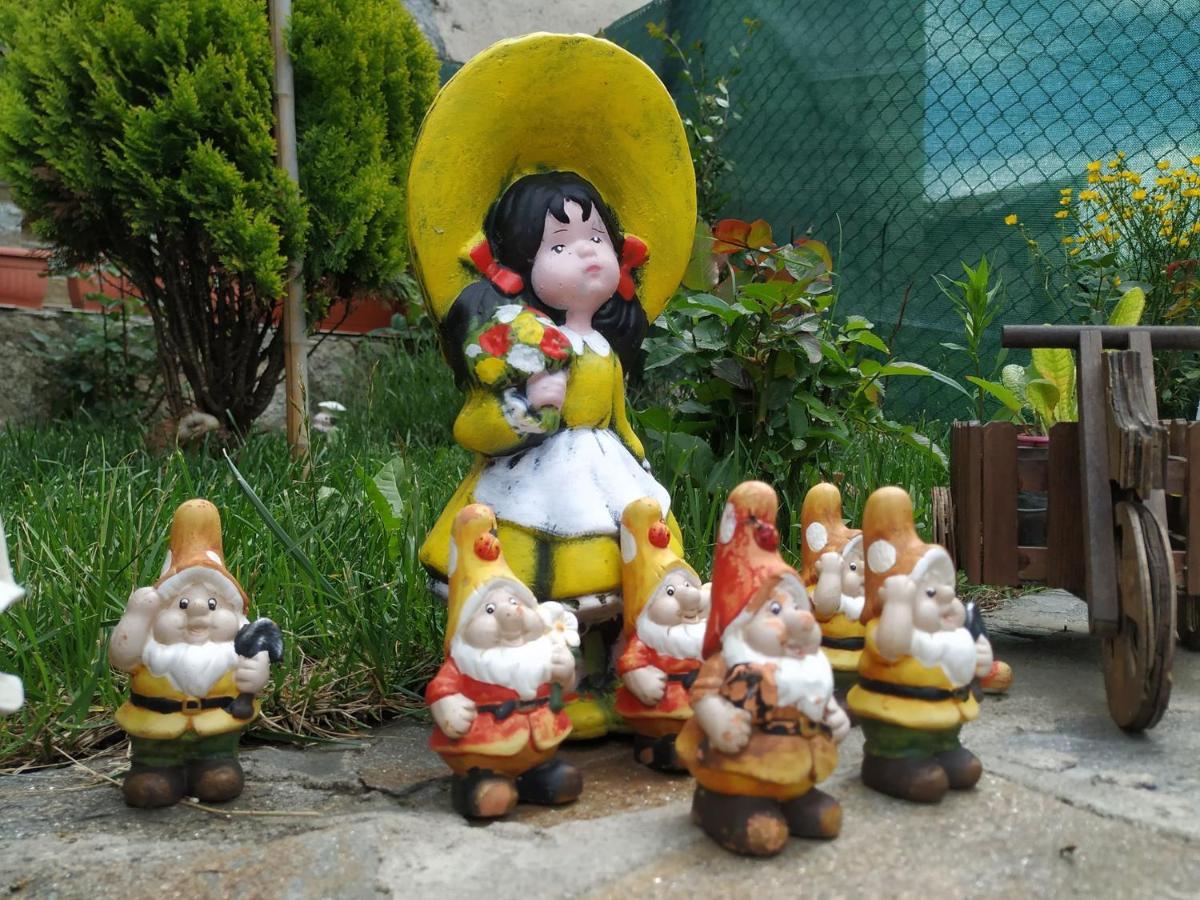 Емили Фемили Хаус Koprivshtitsa Esterno foto